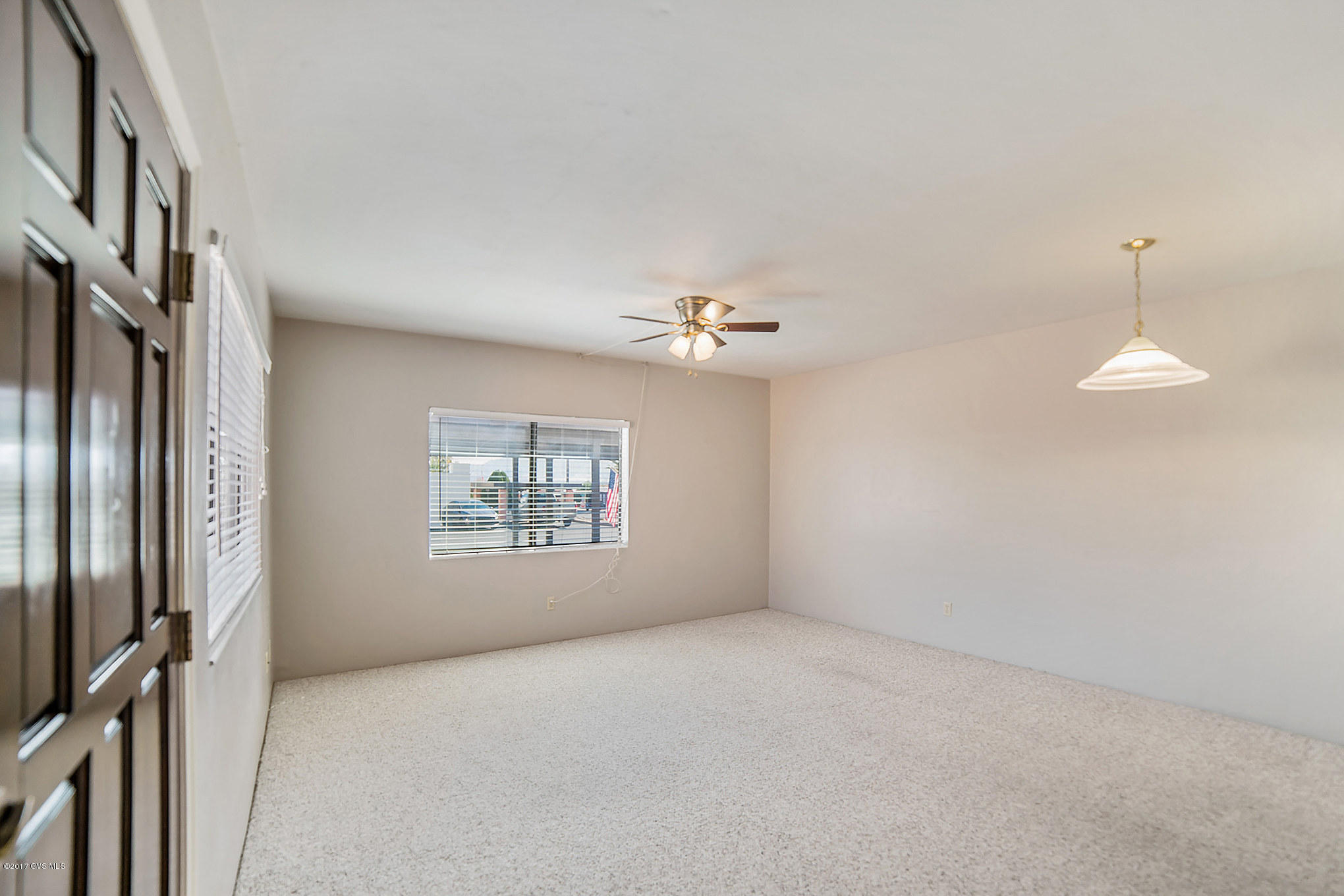 405 N Calle Del Diablo