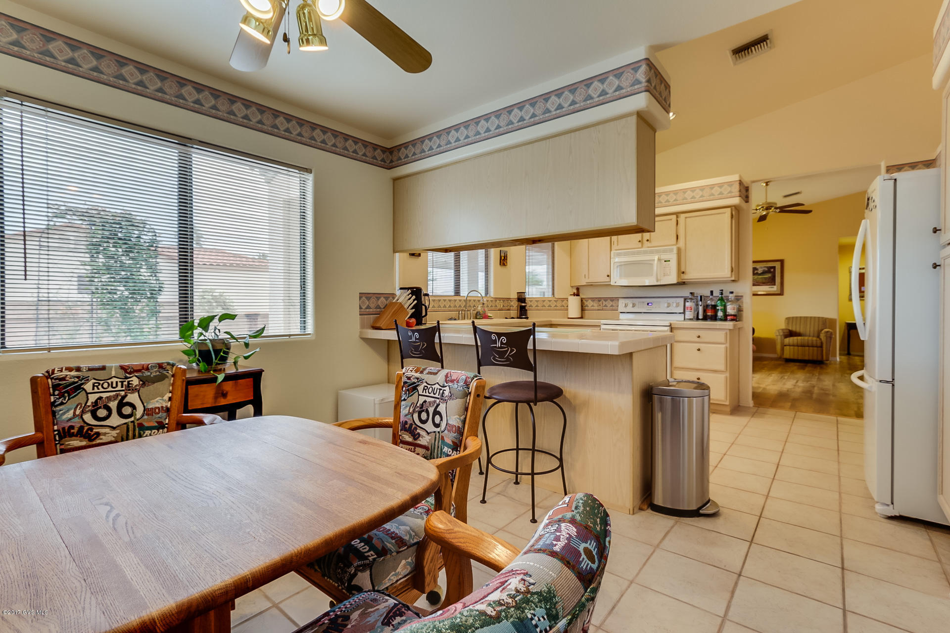 4340 S Corte De Febrero