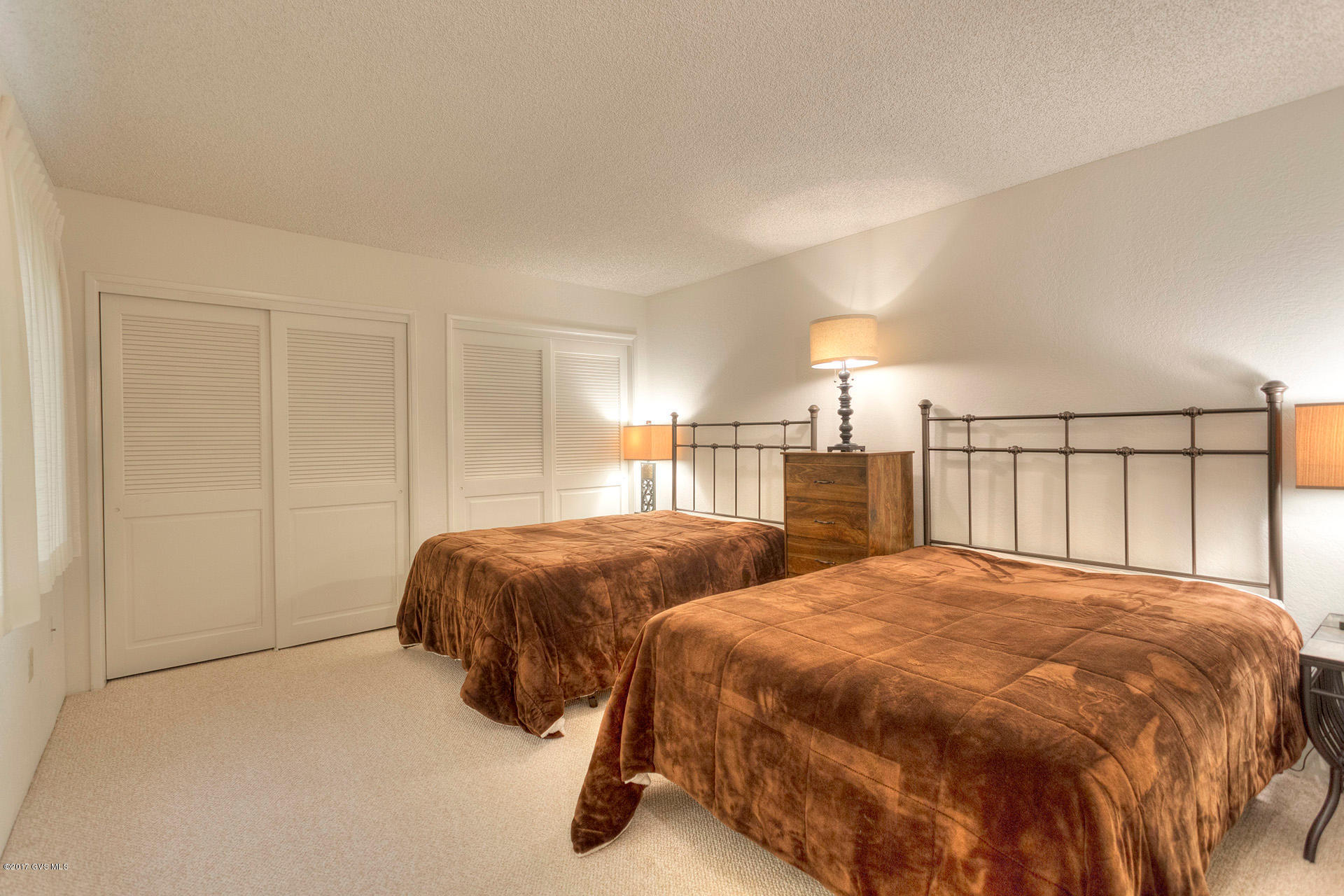 867 S Camino Guarina