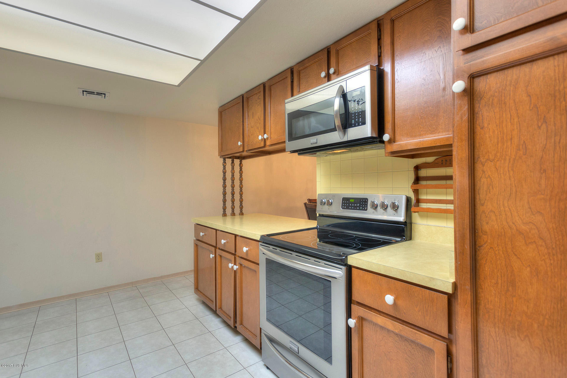 867 S Camino Guarina