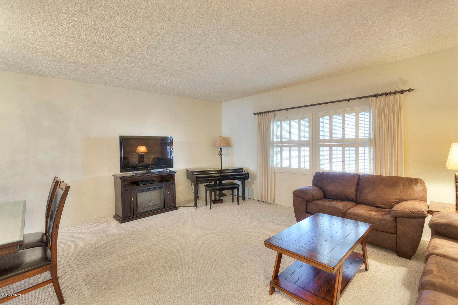 867 S Camino Guarina