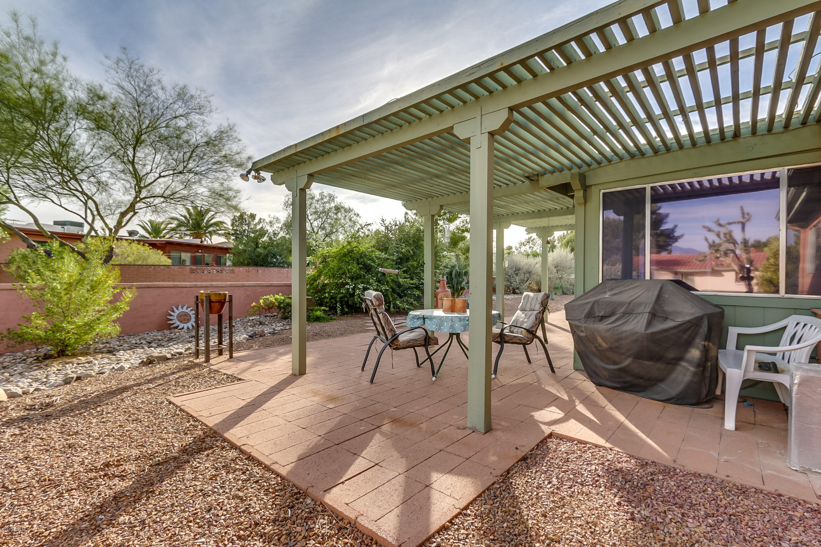 1530 S San Ray