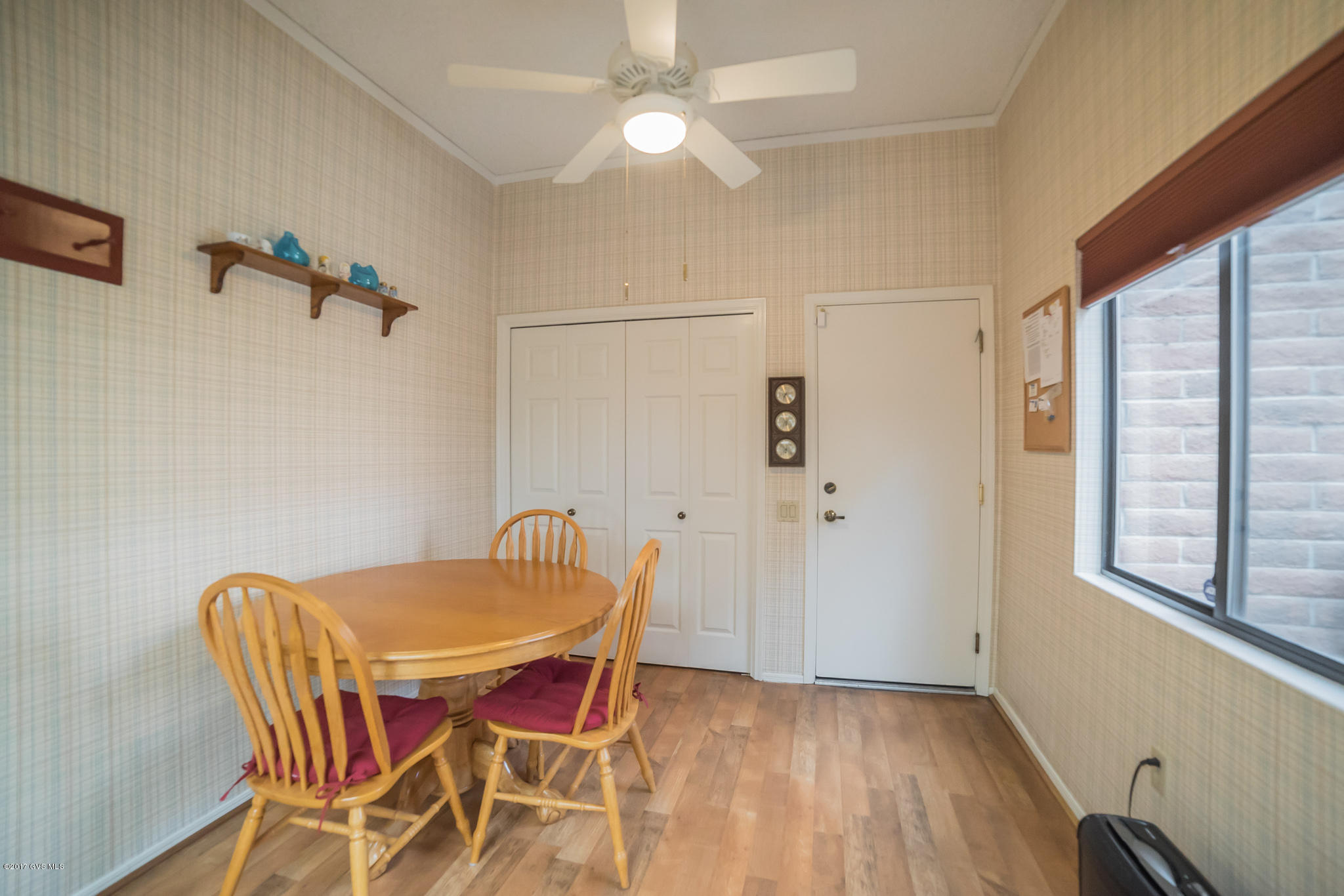 1445 W Camino Del Pato