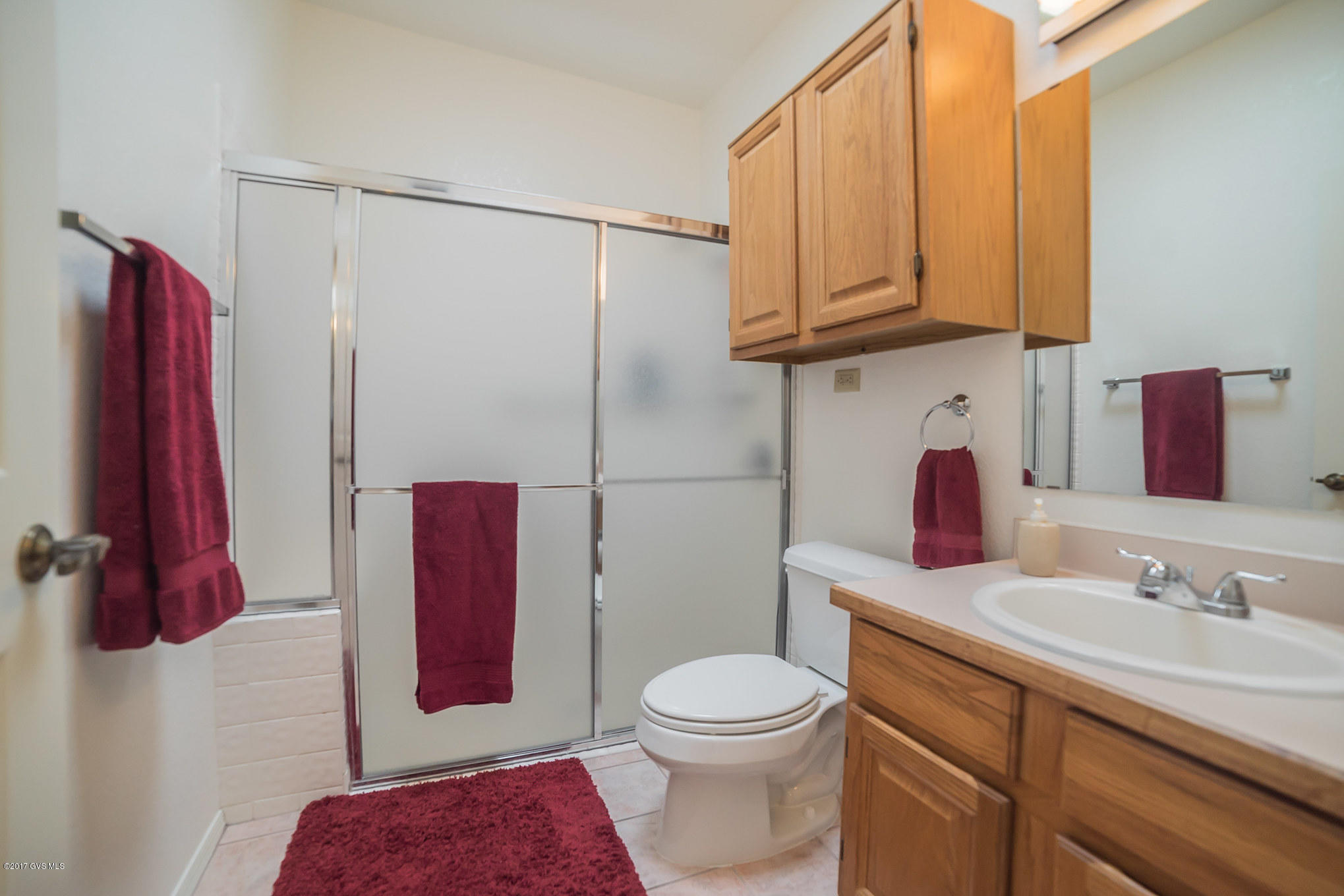 1445 W Camino Del Pato