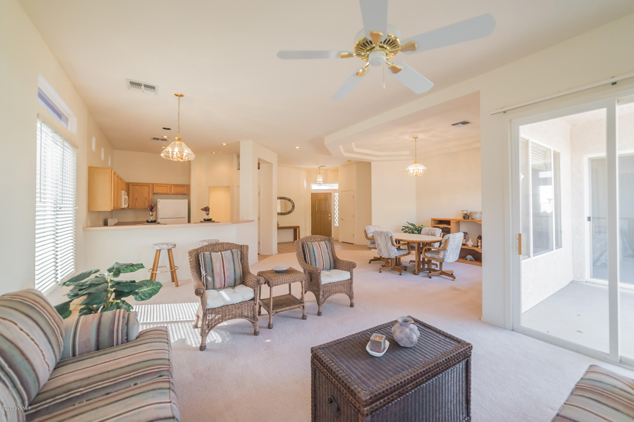 327 W Continental Vista Place