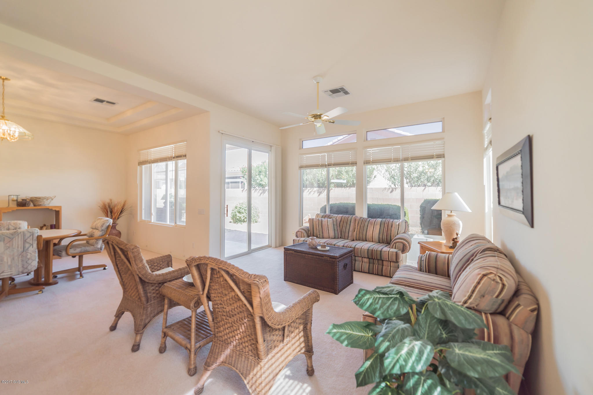 327 W Continental Vista Place