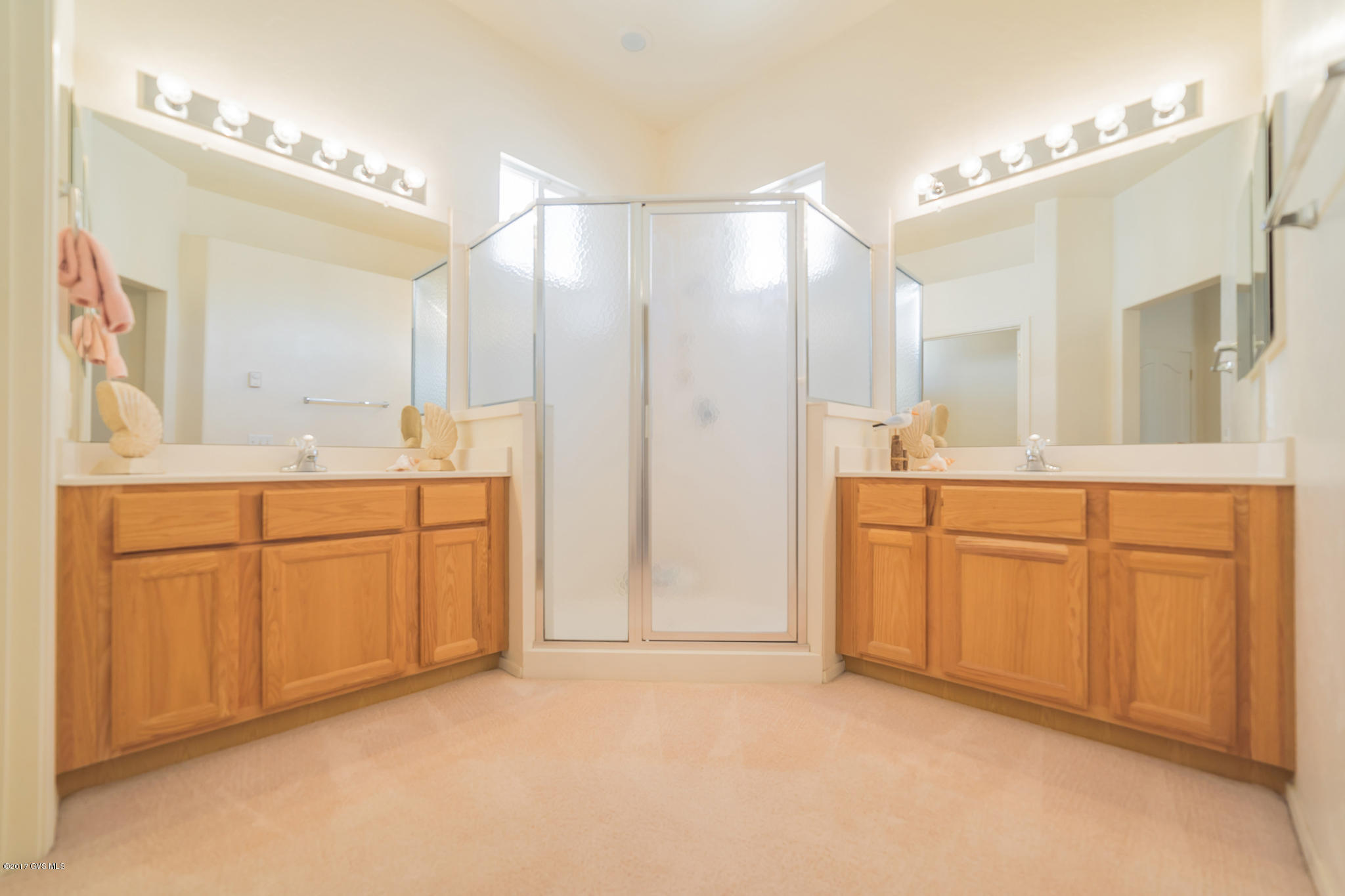 327 W Continental Vista Place