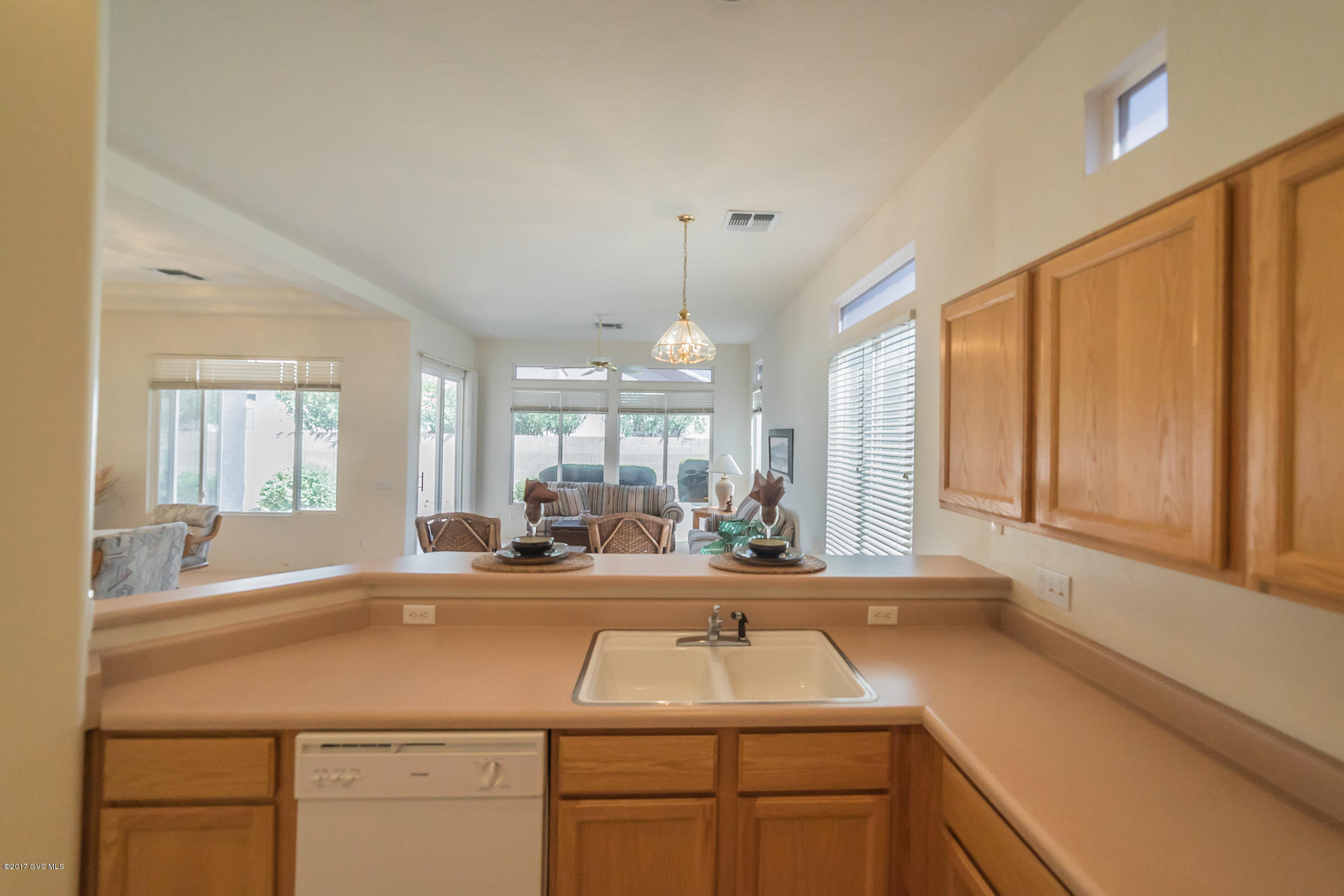 327 W Continental Vista Place