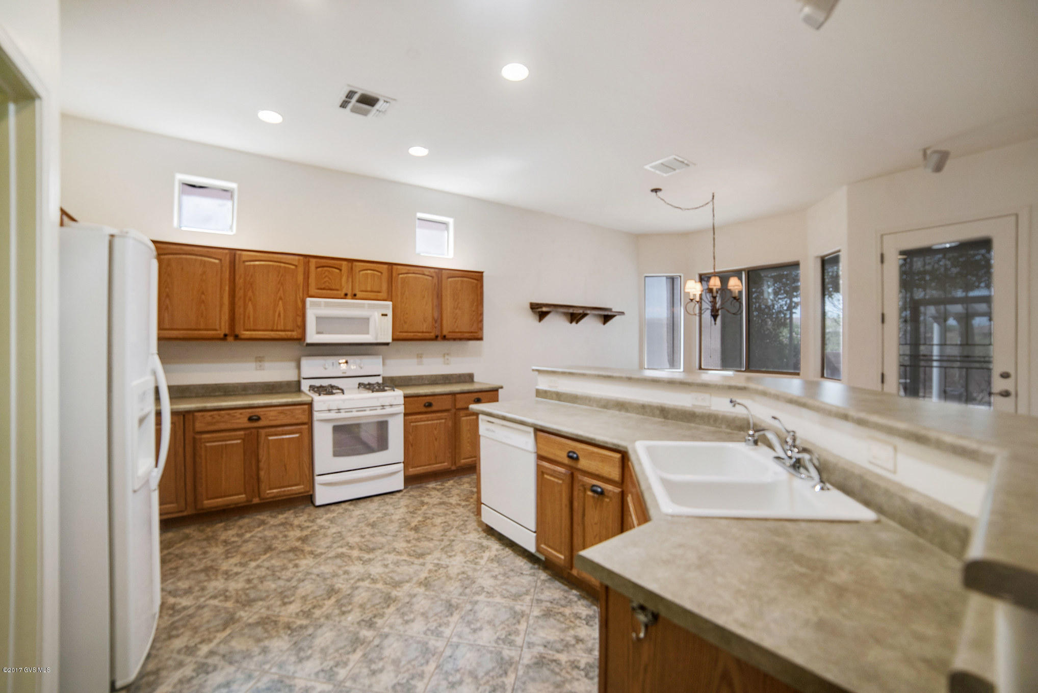 1142 W Mountain Stone Drive