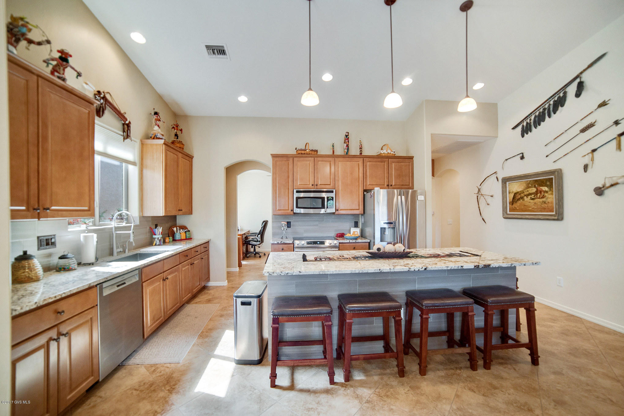 588 W Shadow Wood