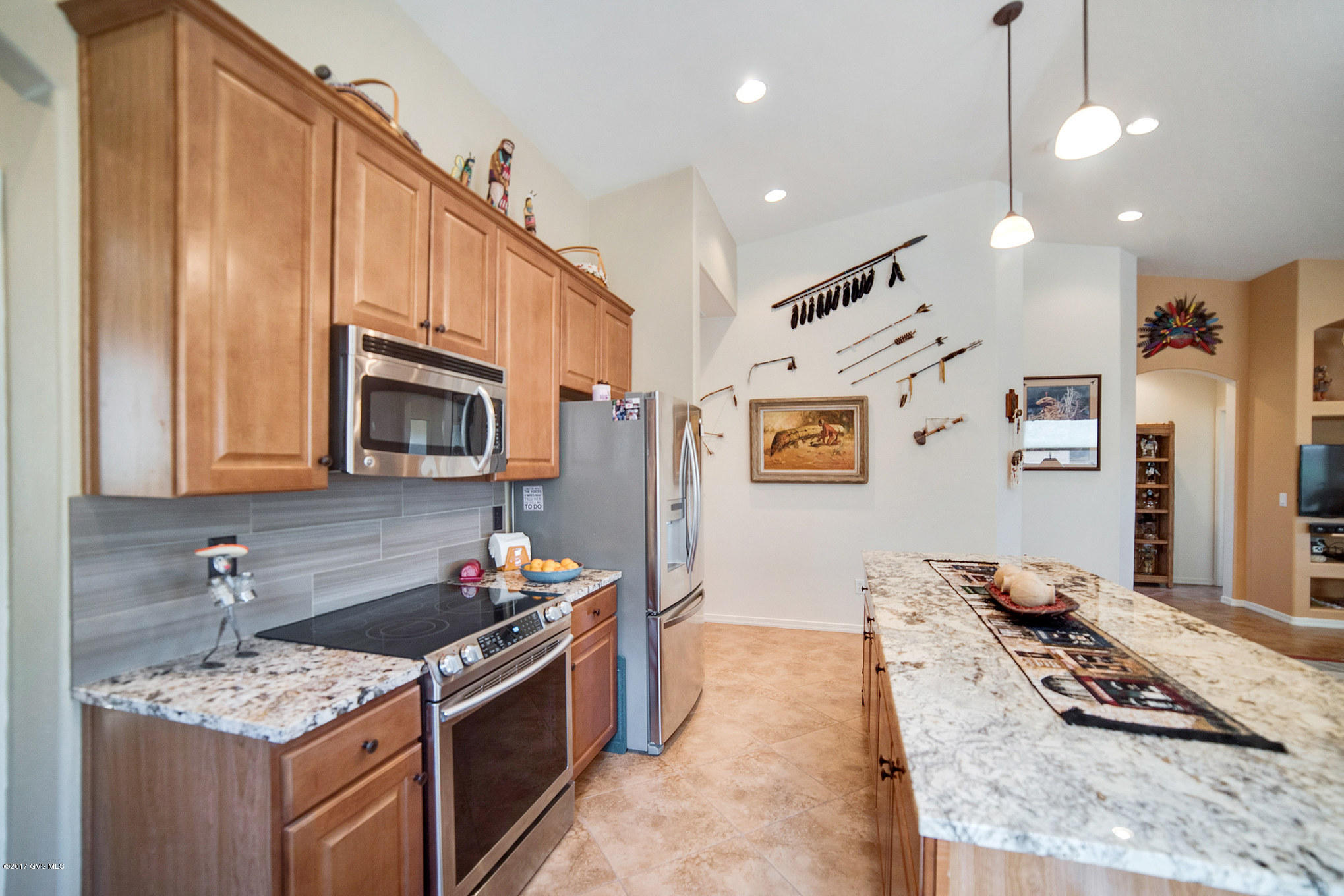 588 W Shadow Wood