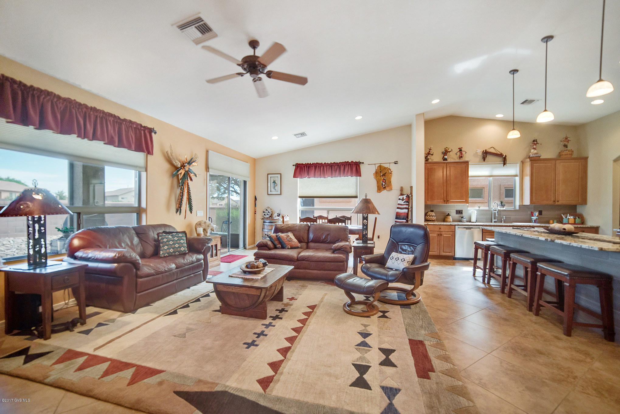 588 W Shadow Wood