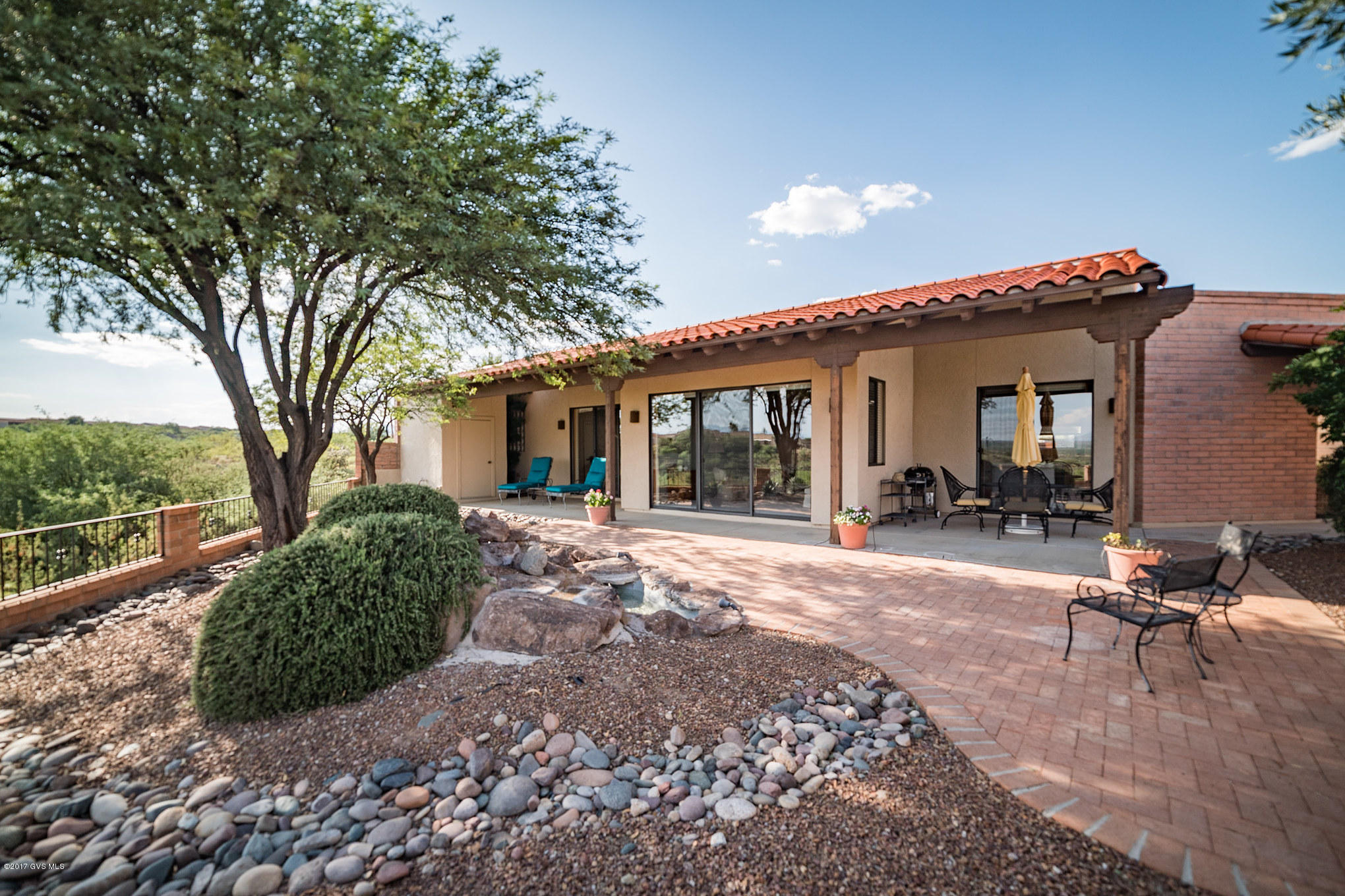 1749 W Sonoran View