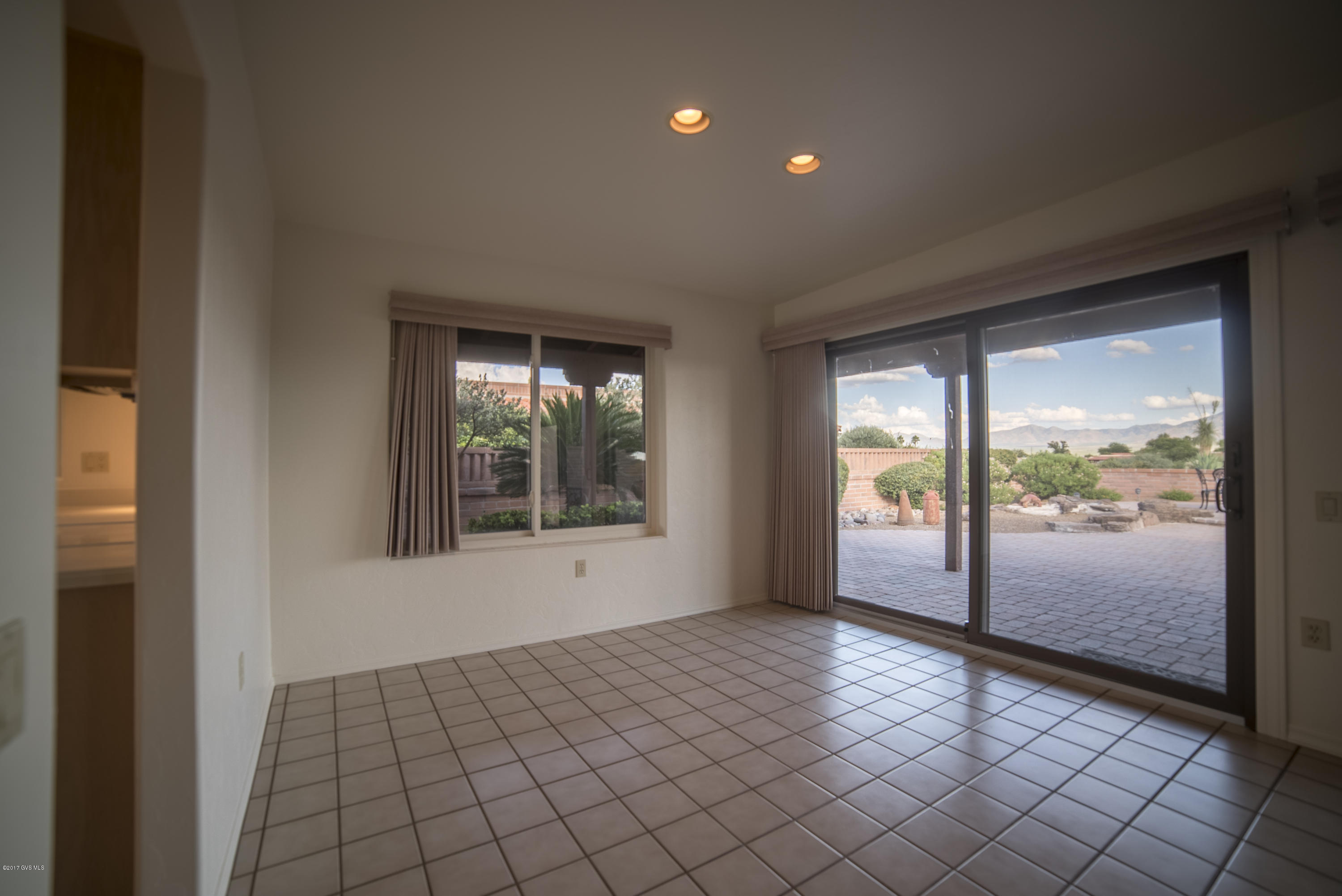 3801 S Via Del Trogon