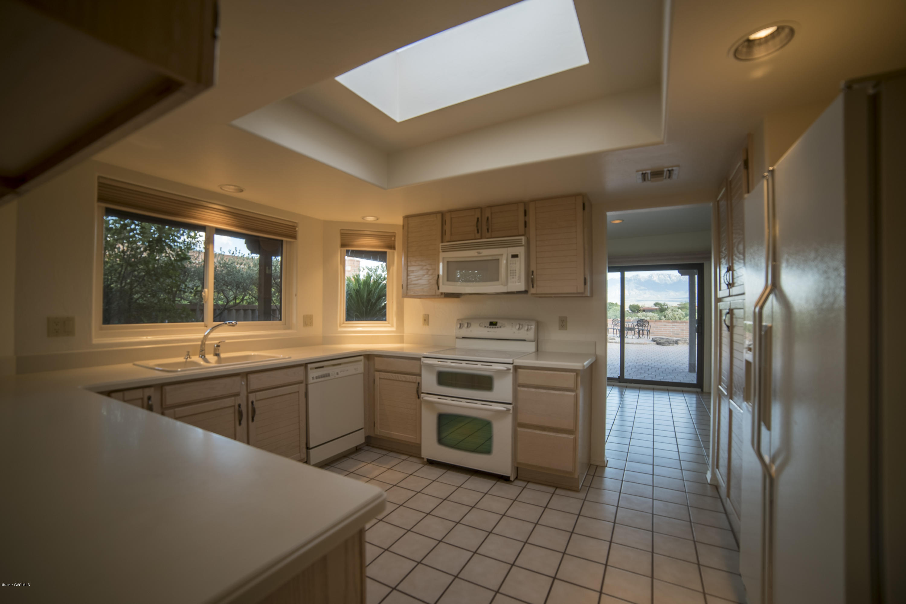 3801 S Via Del Trogon