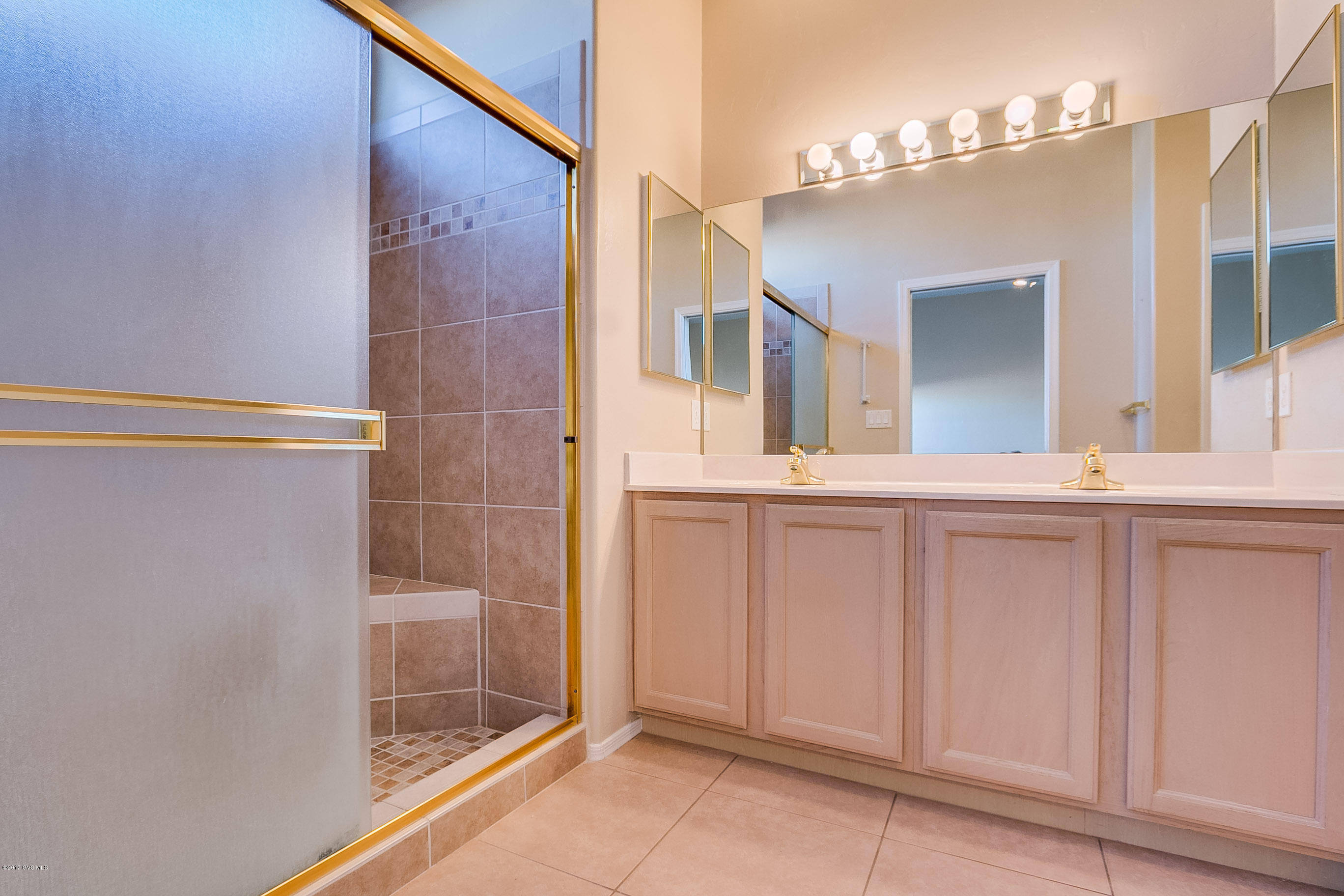 2553 S Pecan Valley Place