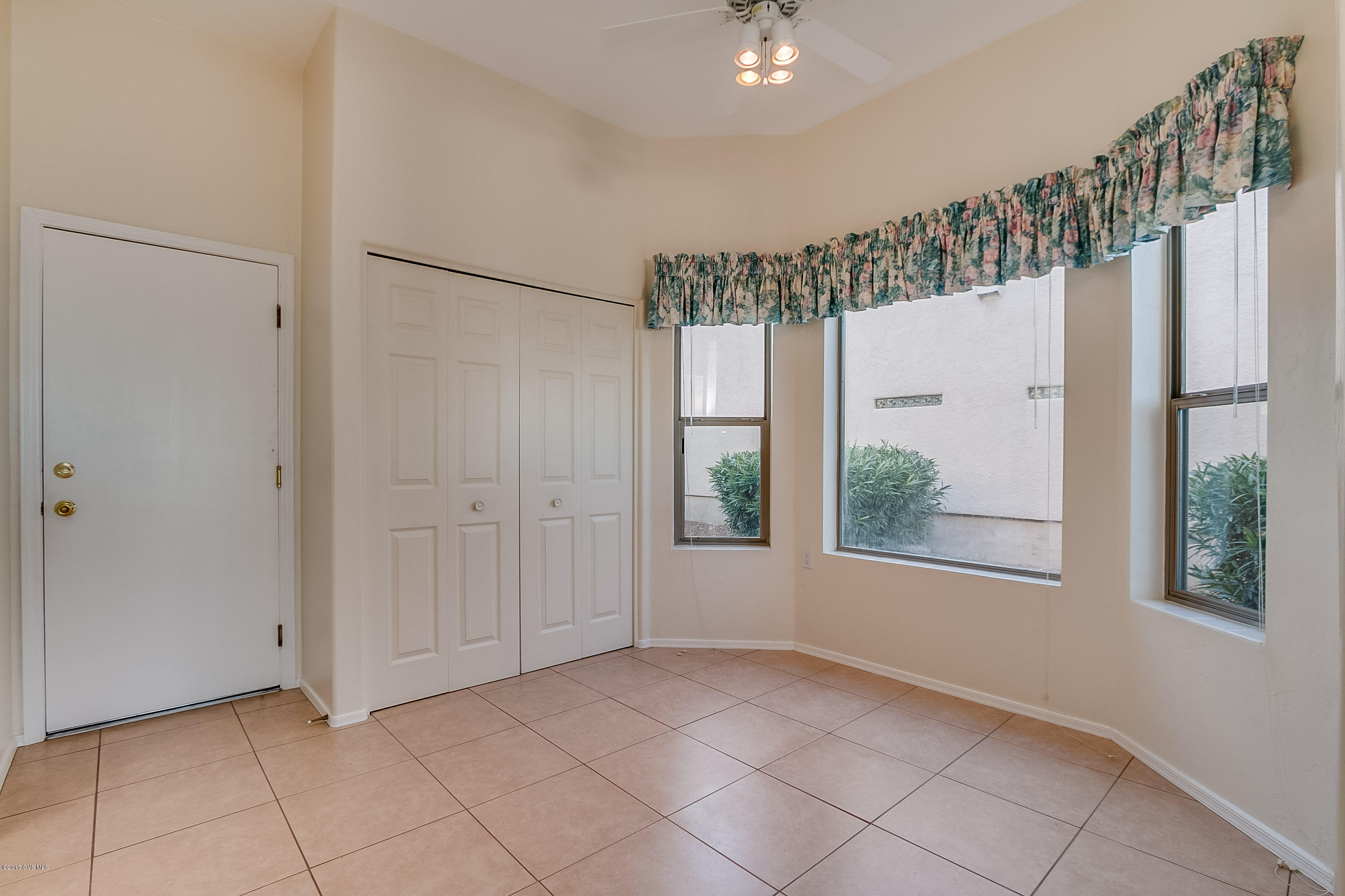 2553 S Pecan Valley Place