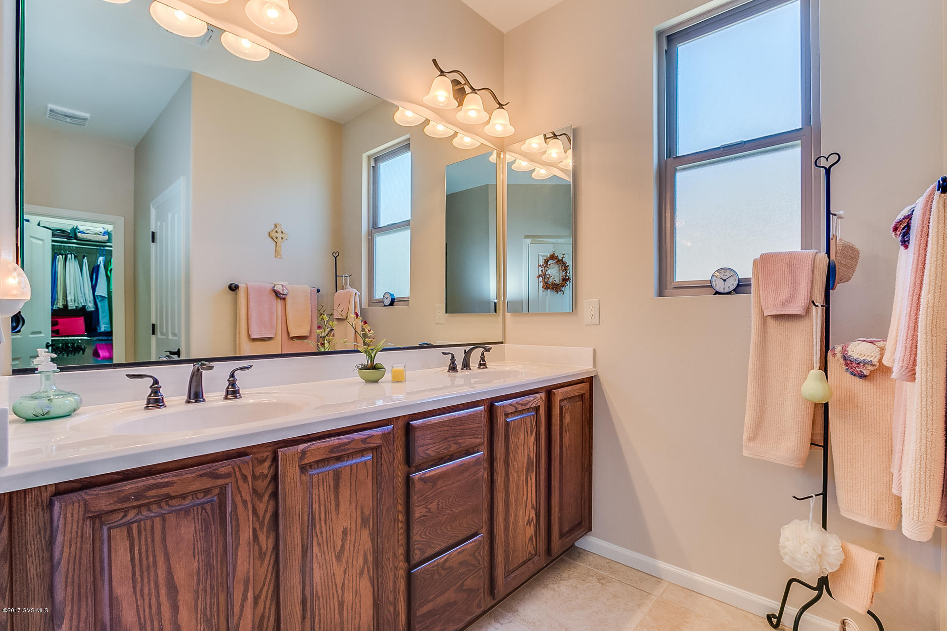 1705 E Night Heron Court