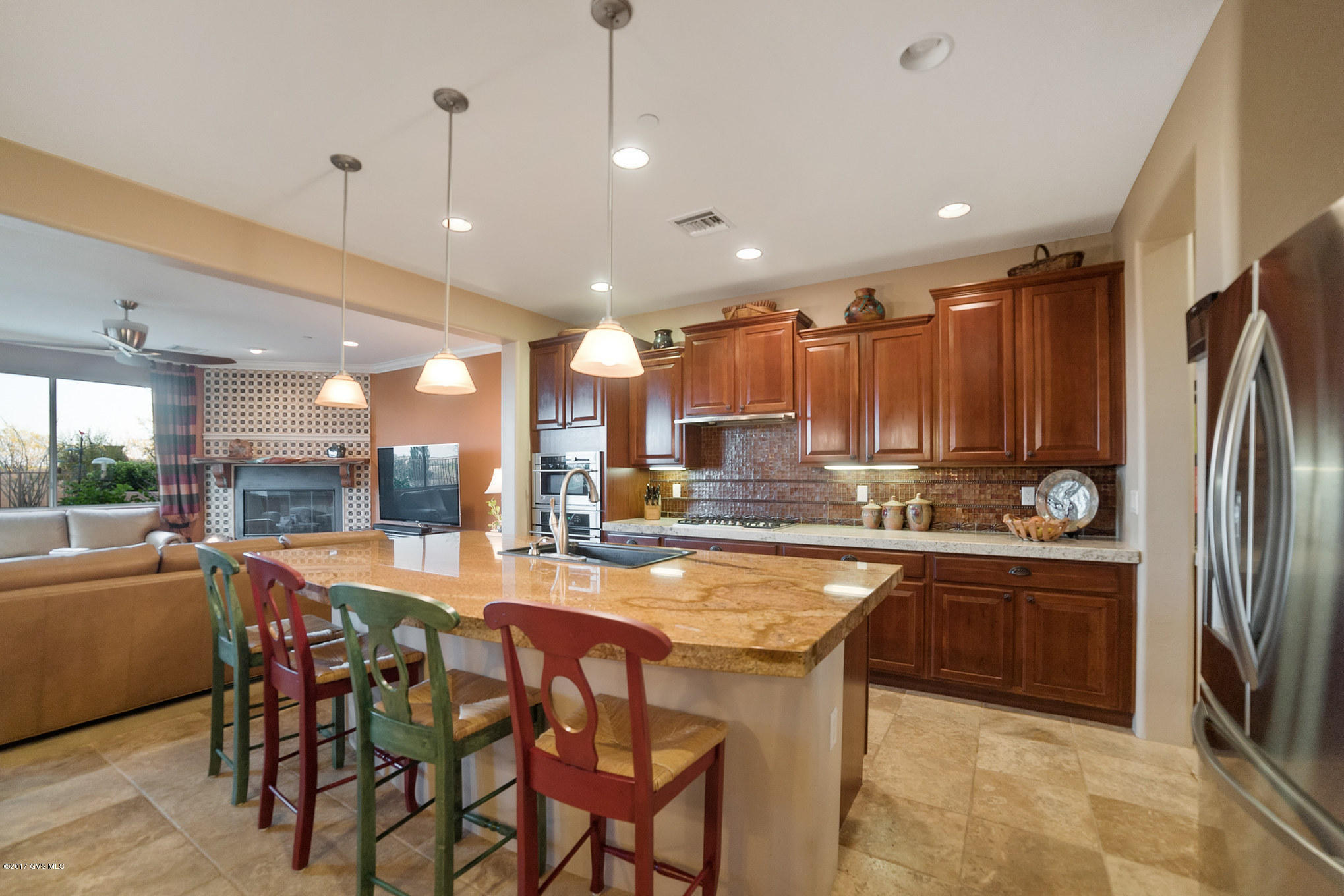 1185 E Stronghold Canyon Lane