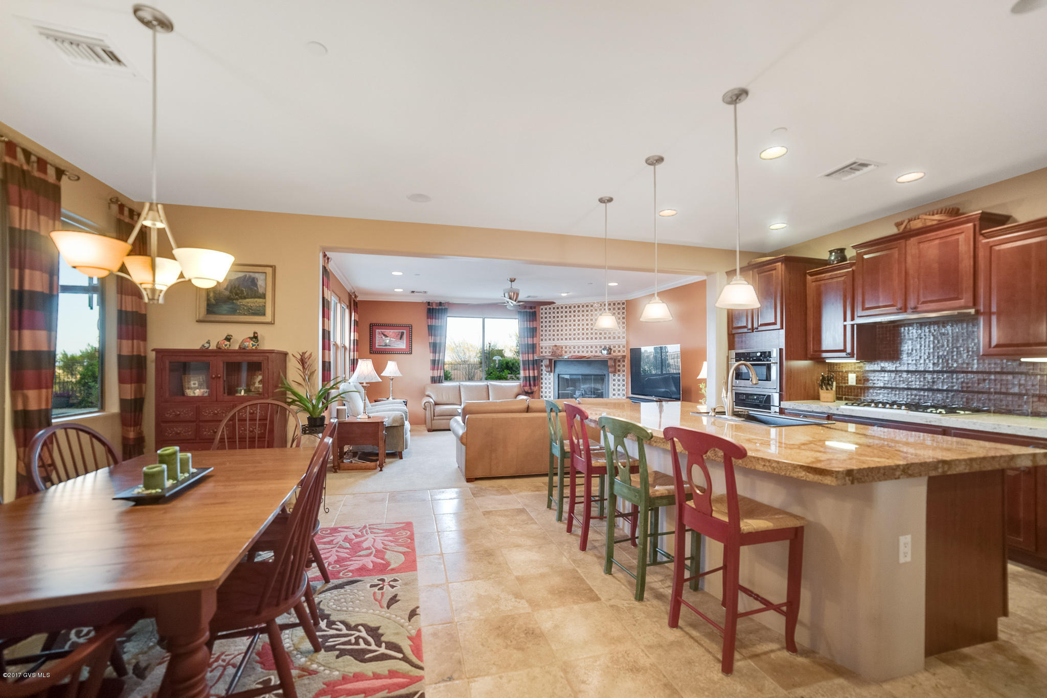 1185 E Stronghold Canyon Lane