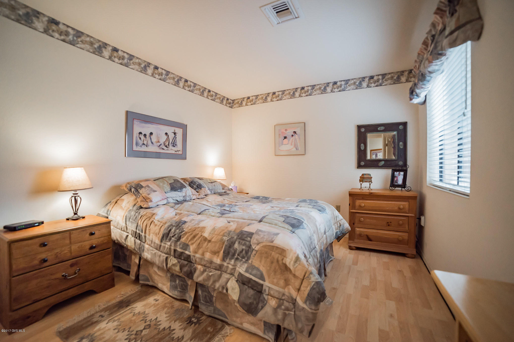 172 N Crescent Bell Drive