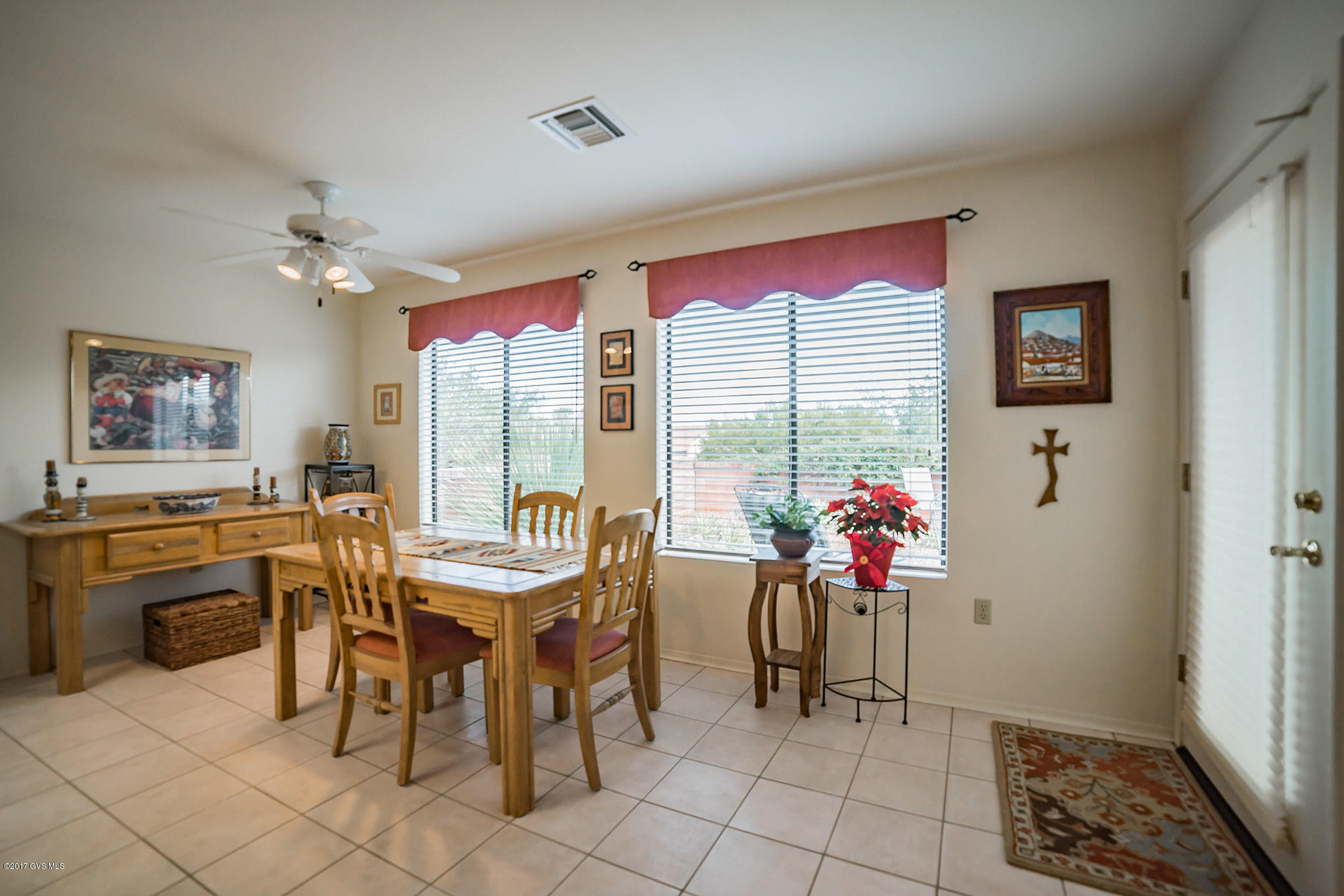 172 N Crescent Bell Drive