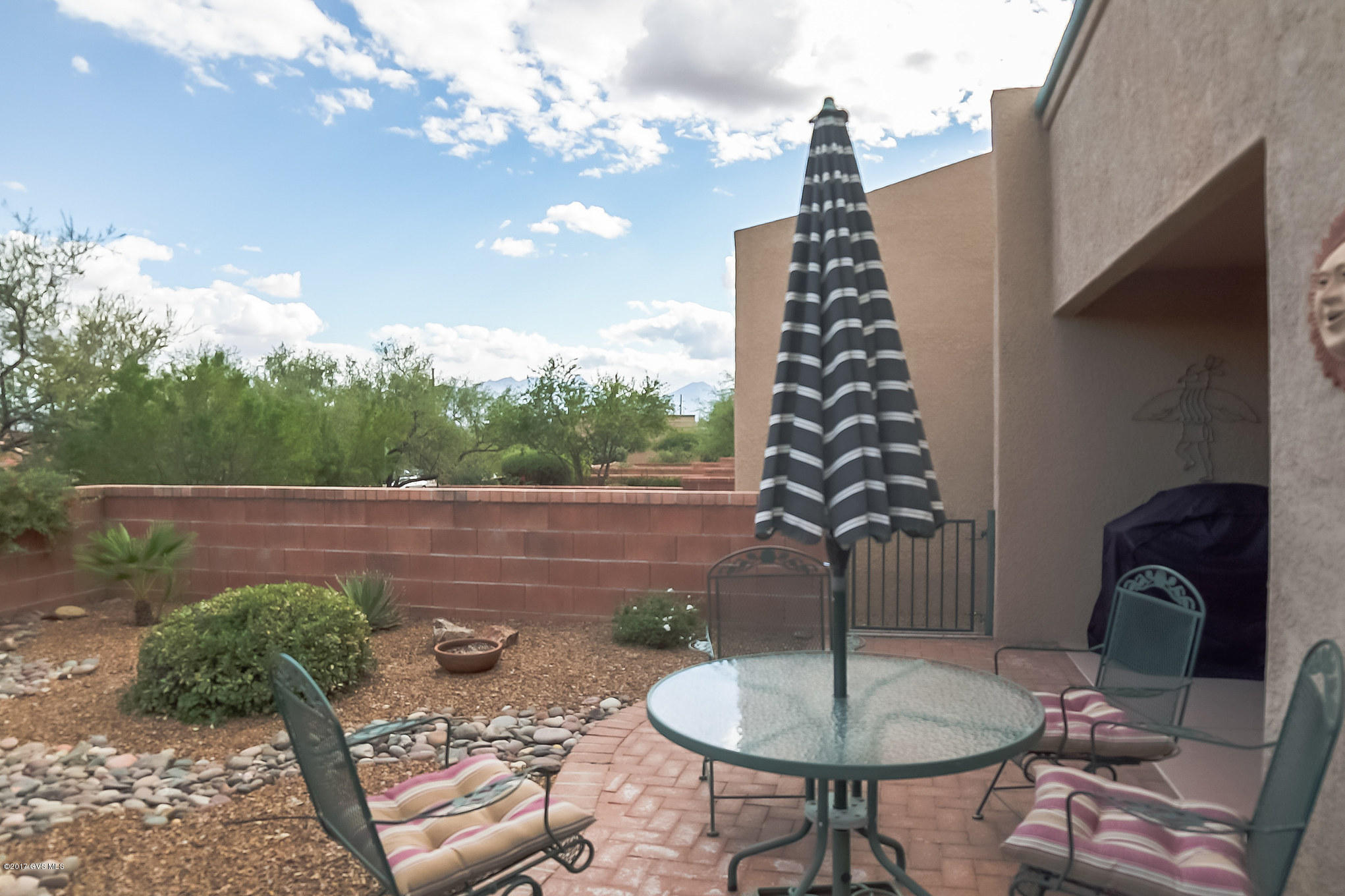 172 N Crescent Bell Drive