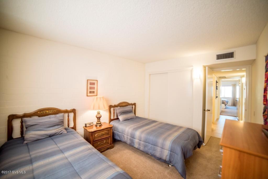 1107 S Alpine Circle