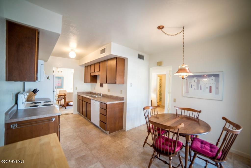 1107 S Alpine Circle