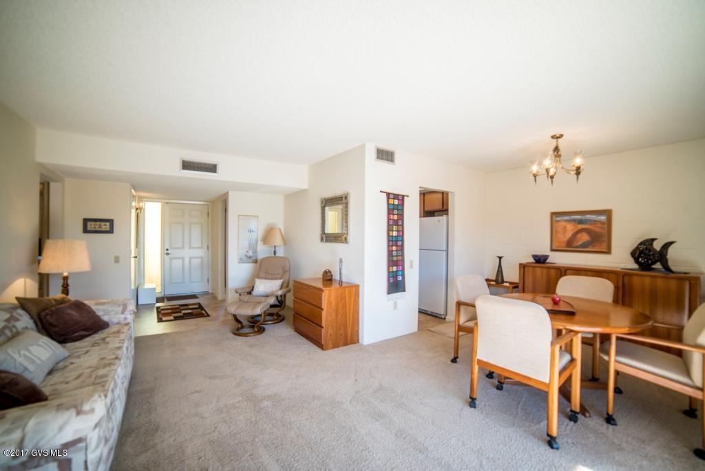 1107 S Alpine Circle