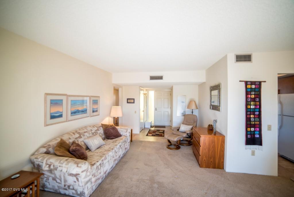 1107 S Alpine Circle