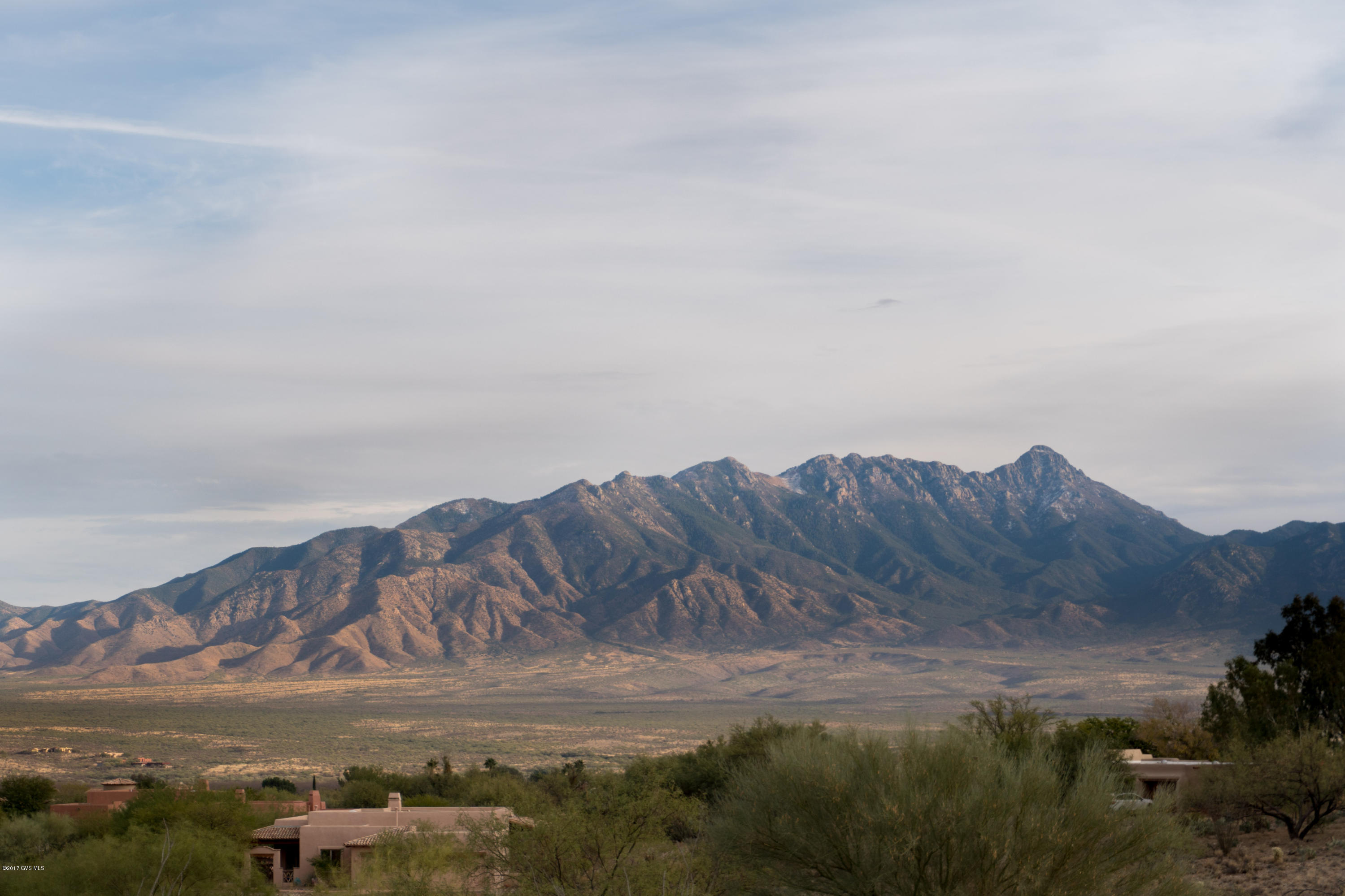 1241 W Placita Quieta