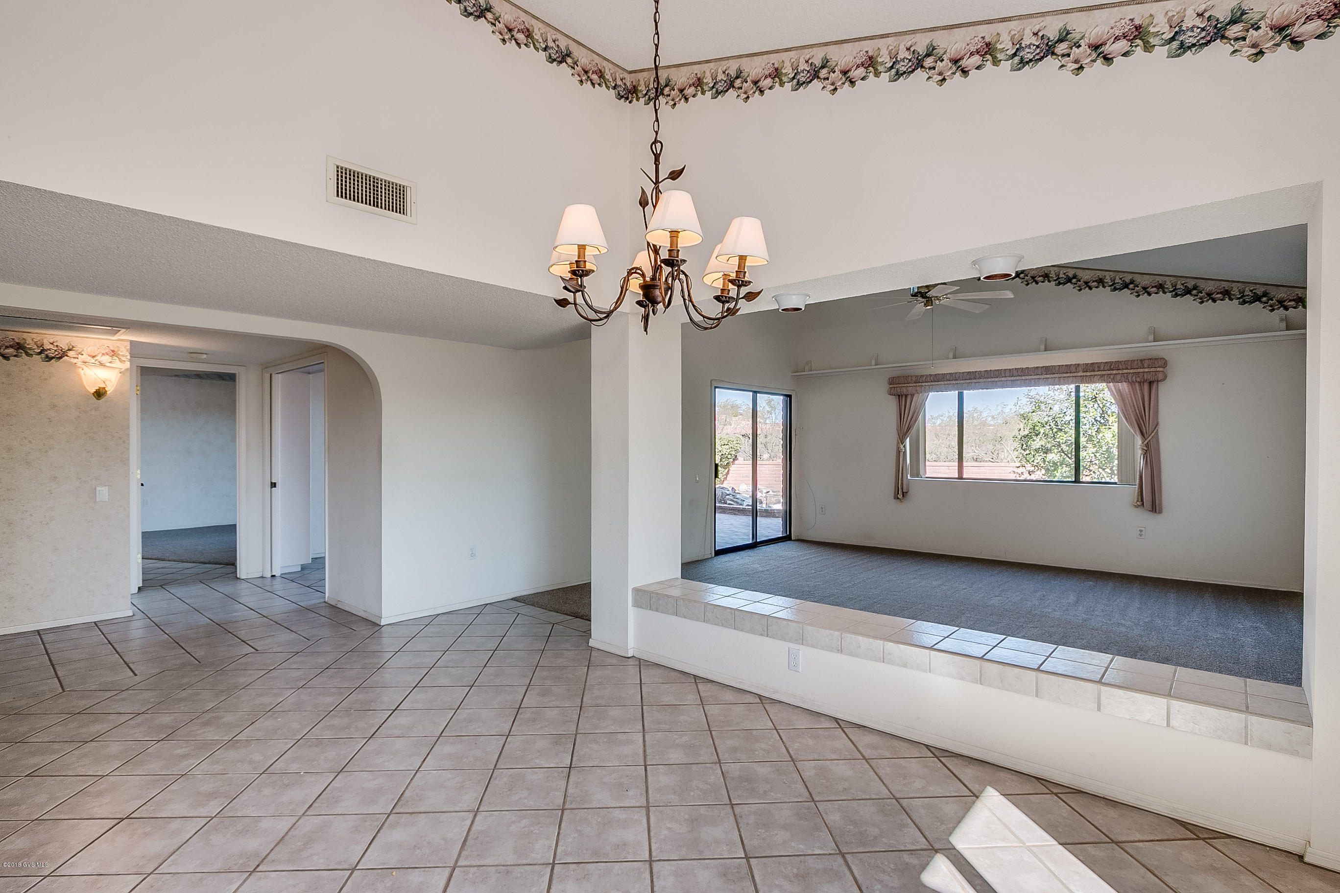 1760 W Via De La Gloria
