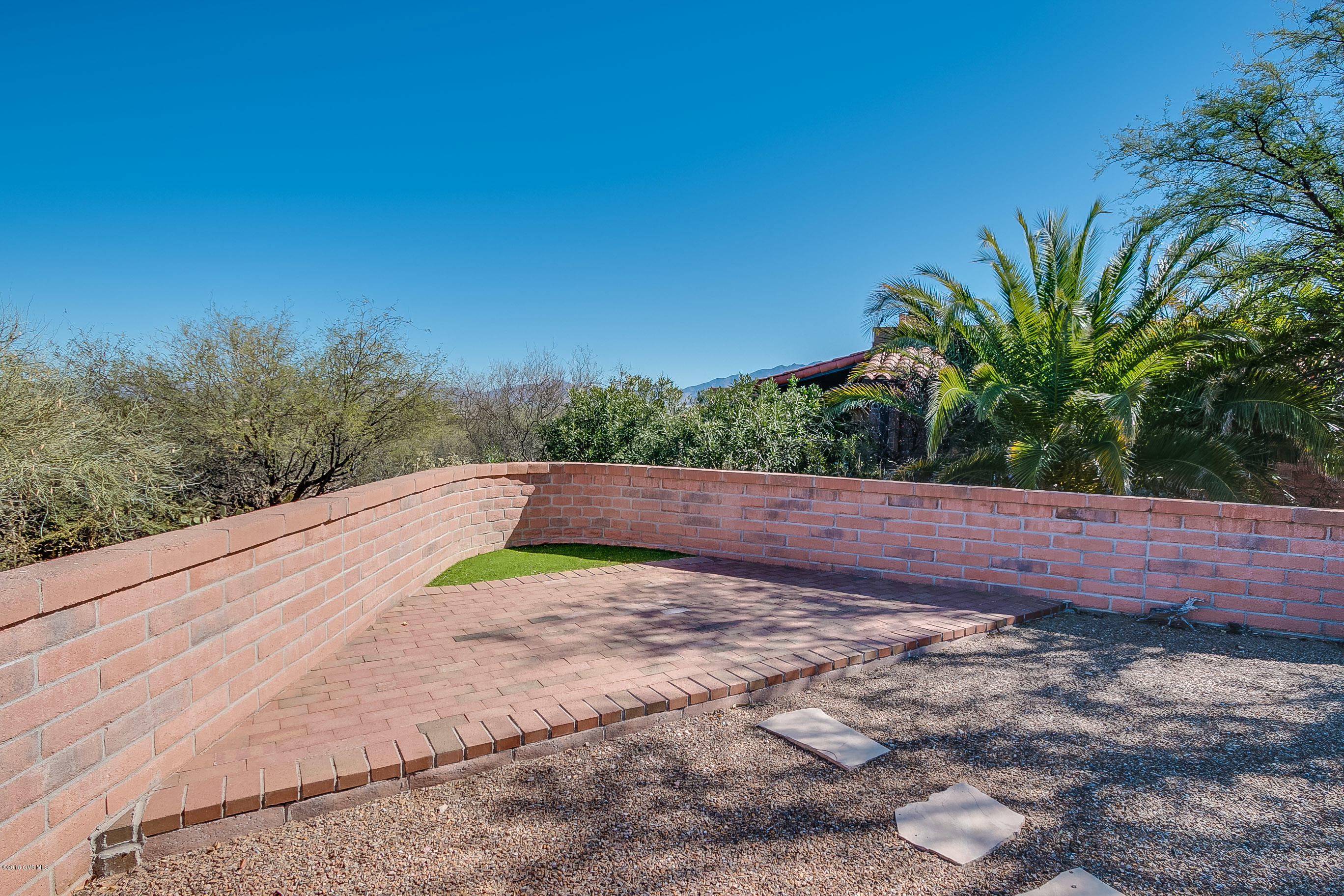 1760 W Via De La Gloria