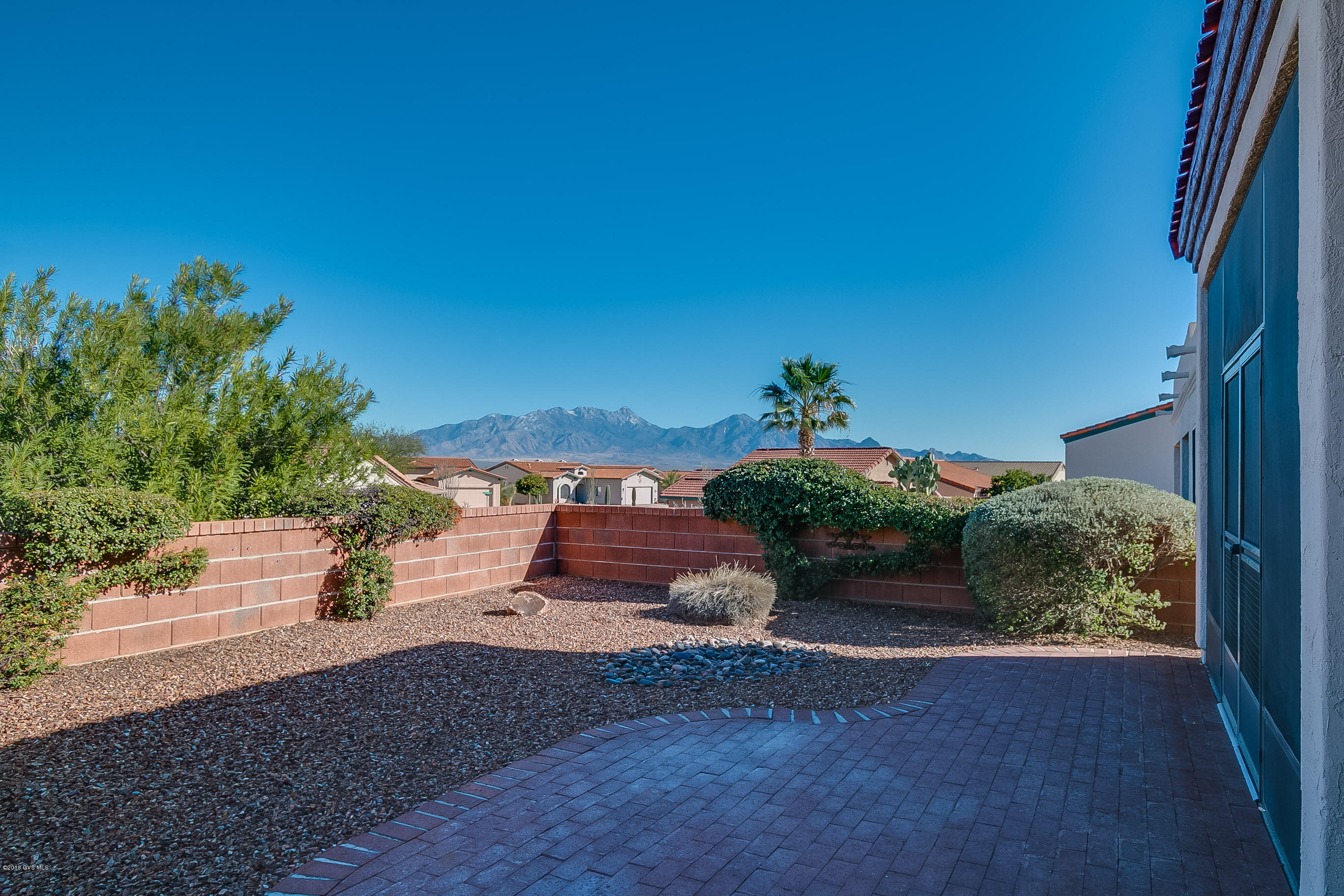 318 N Via Del Clavelito