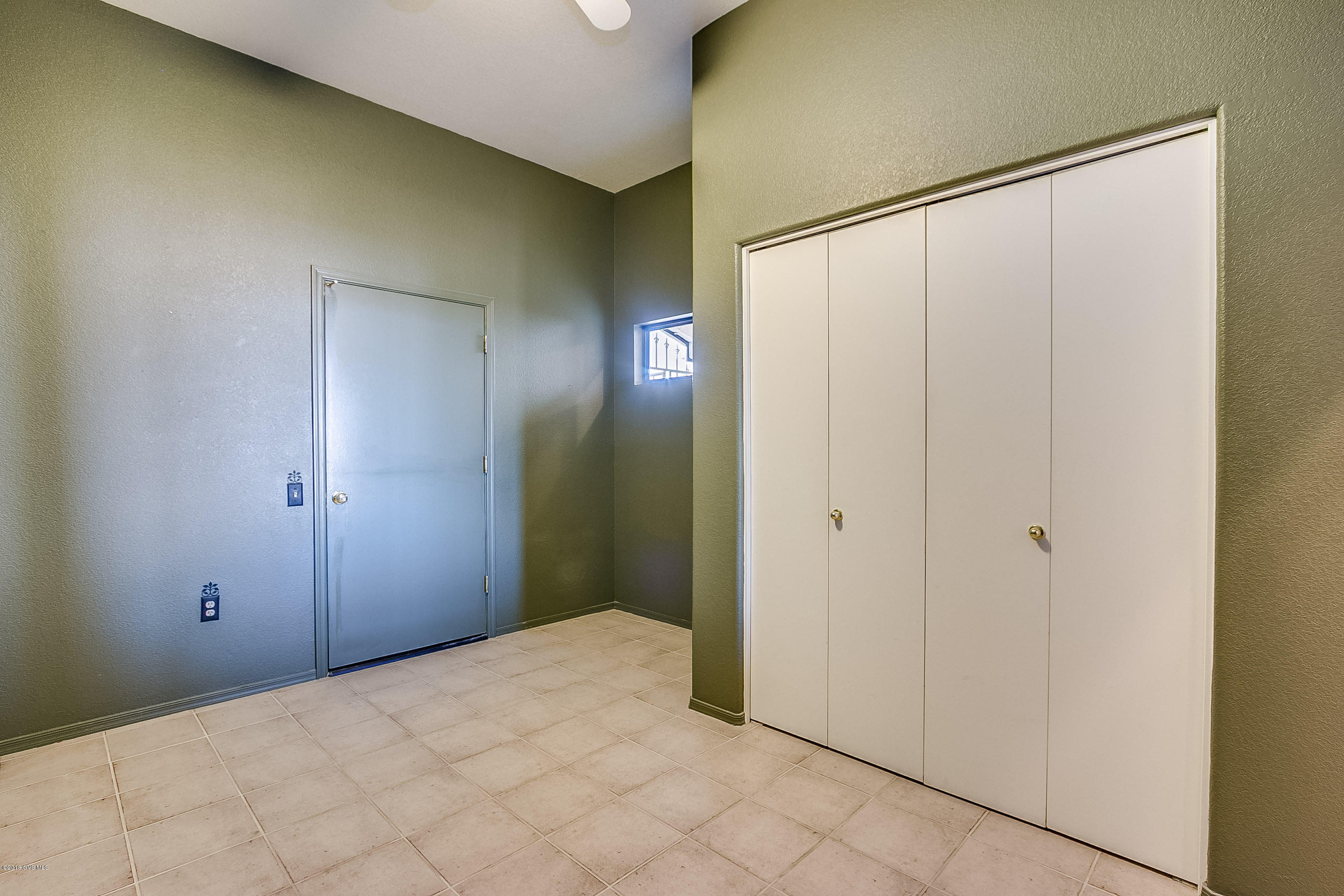 318 N Via Del Clavelito