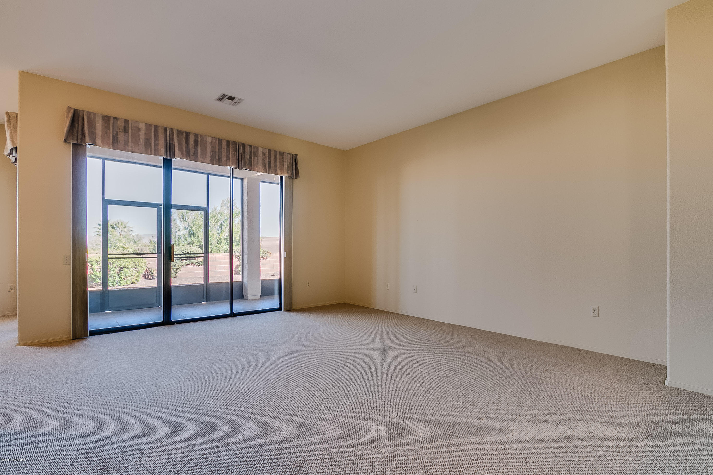 318 N Via Del Clavelito