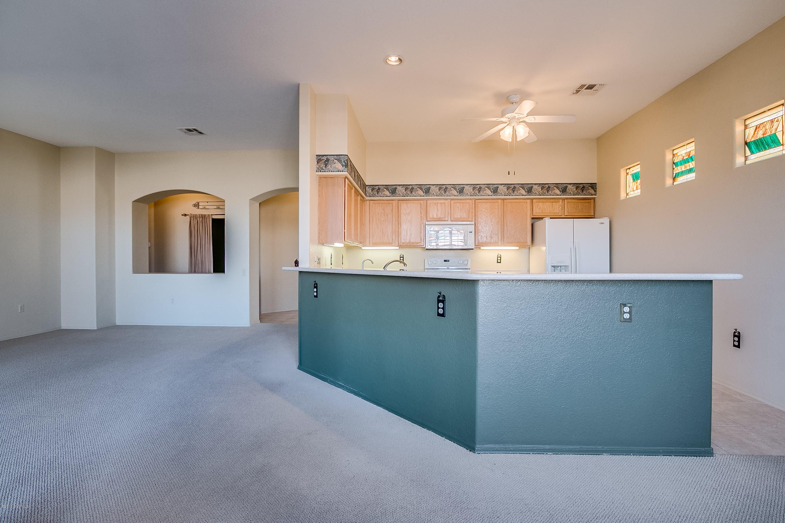 318 N Via Del Clavelito