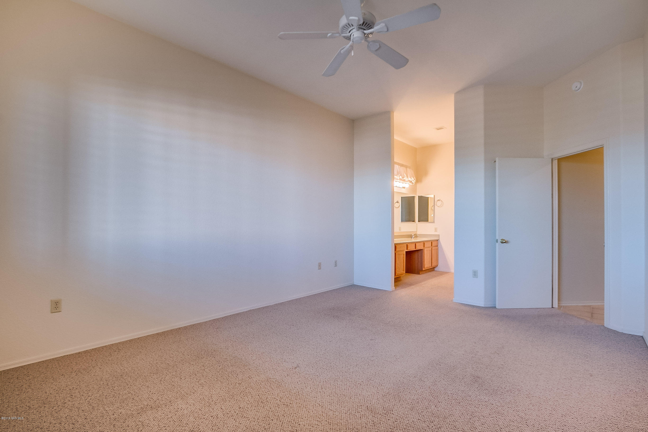 318 N Via Del Clavelito