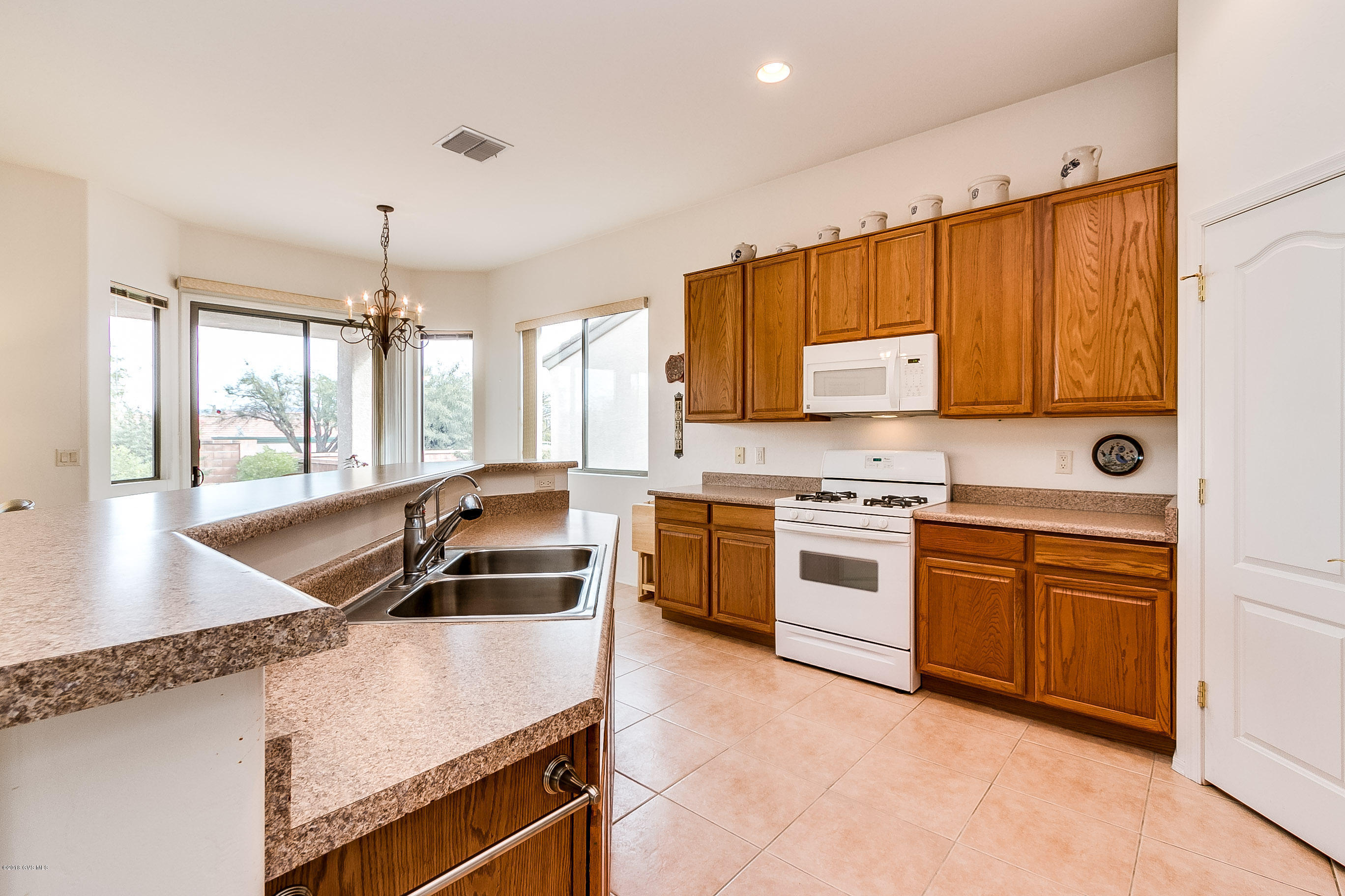 82 N Va Del Clavelito