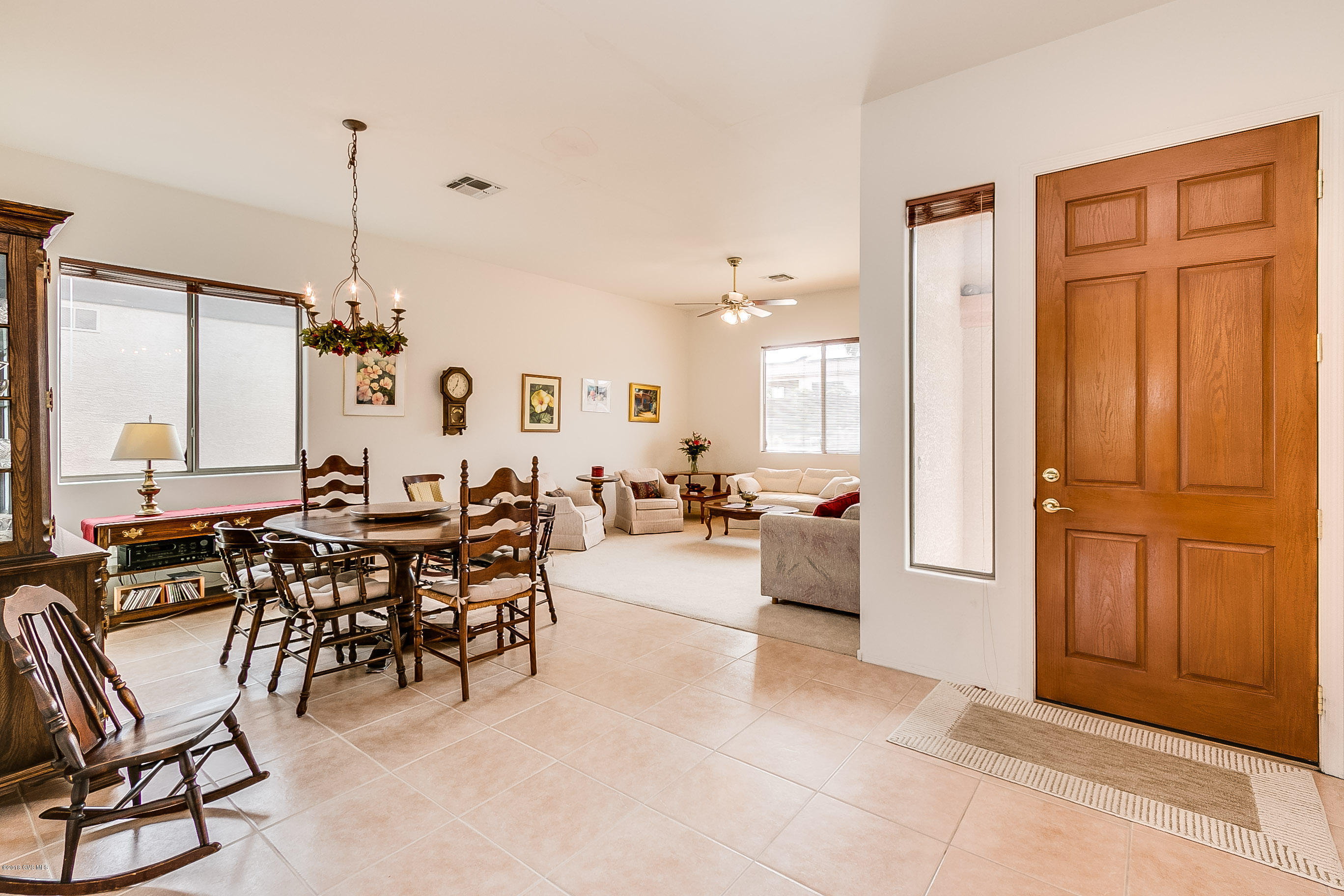 82 N Va Del Clavelito