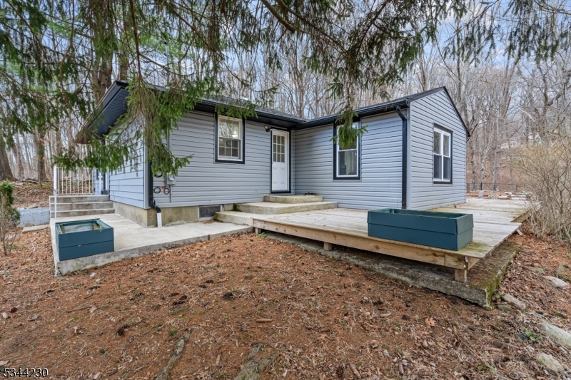 620 Hemlock Rd
