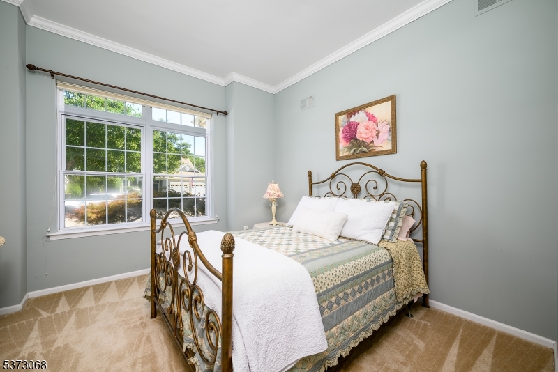 38 Strathmere St
