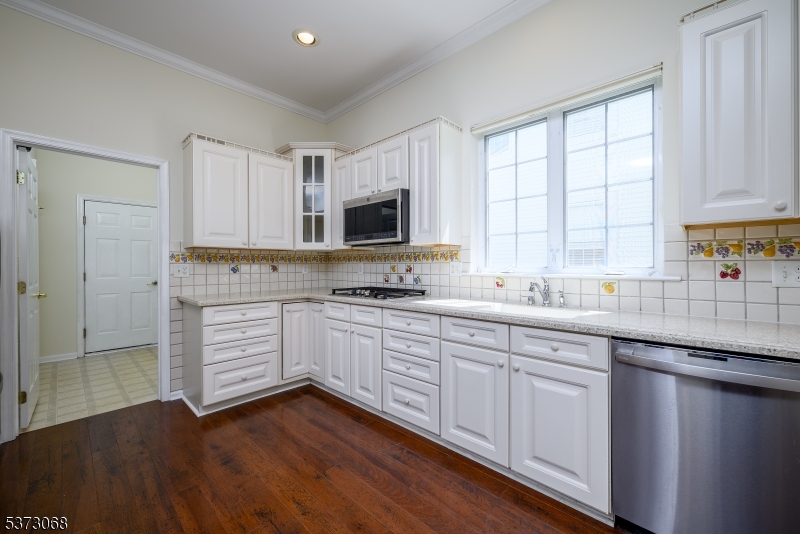 38 Strathmere St