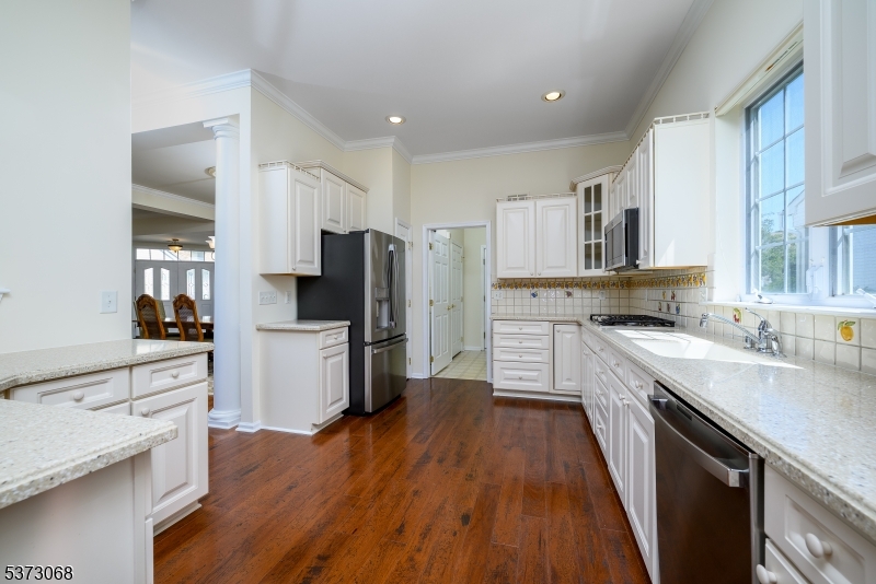 38 Strathmere St