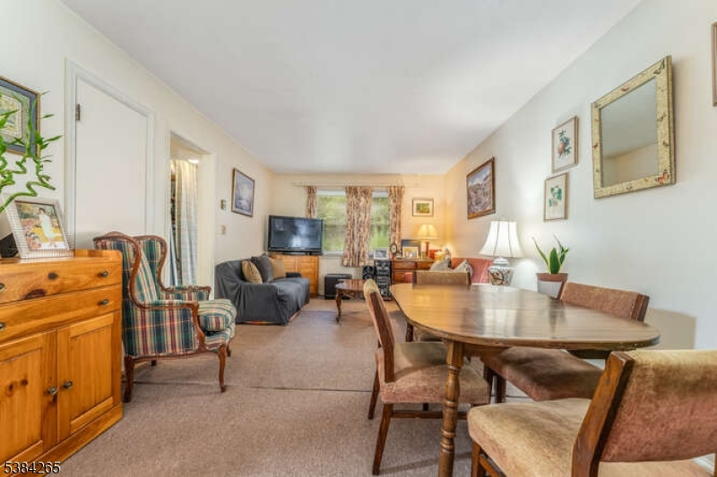 120 Peapack Rd
