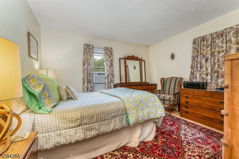 120 Peapack Rd