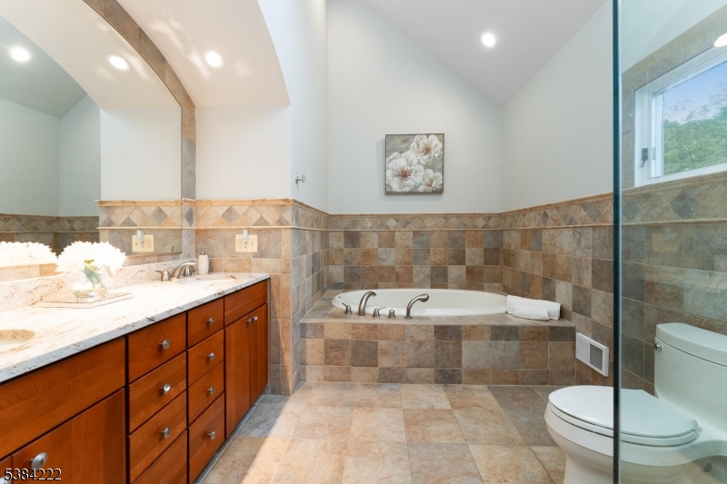 25 Chalfonte Dr