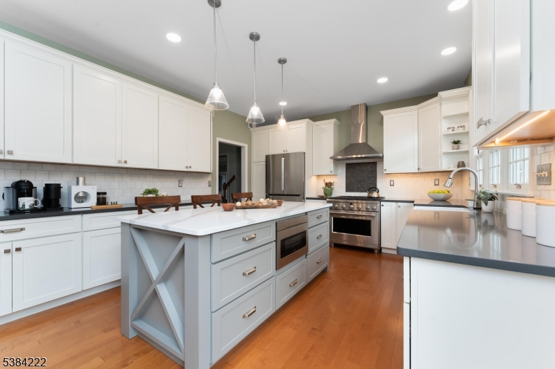 25 Chalfonte Dr