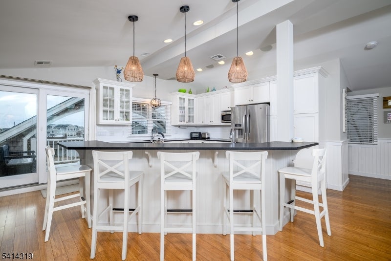 46 W 80th St